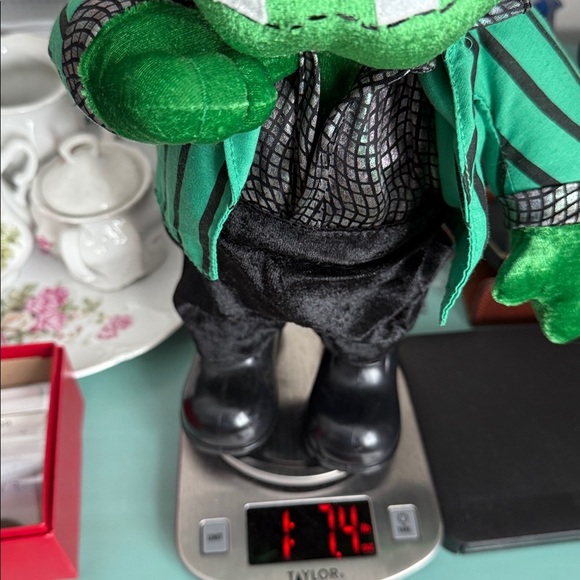 1990’s Singing Frankenstein 🎃🎶 - Picture 6 of 6